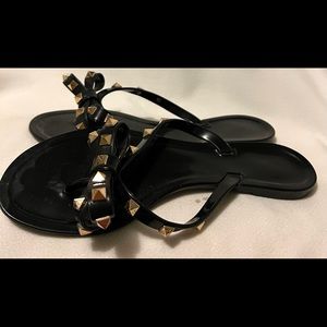 Black Jelly Flip Flops Slippers Sandals Flats Gold Rock Studs Rivets size 7.